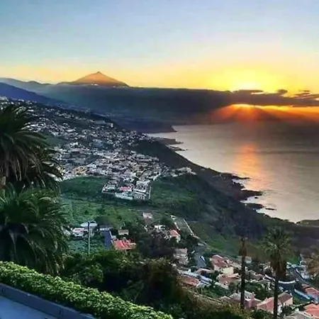 Сasa de vacaciones Cozy House In Candelaria, Sea View *